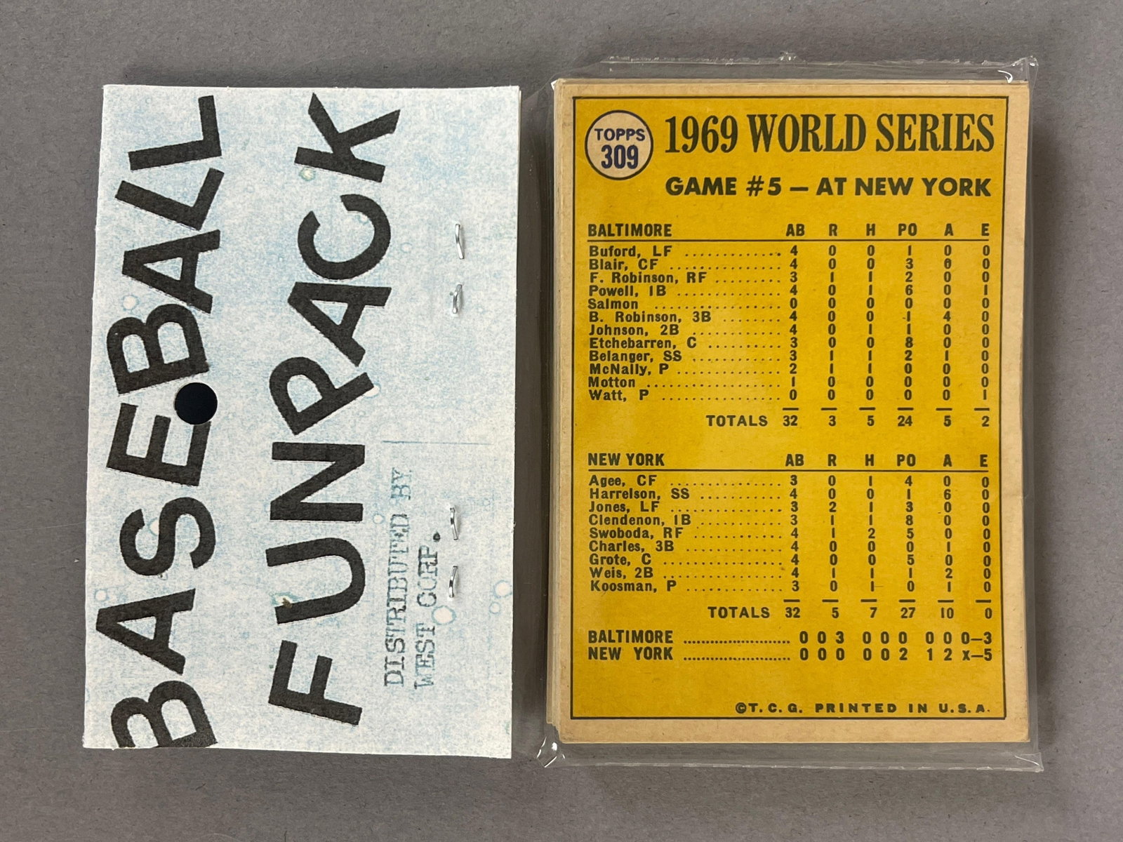 1970 Topps Baseball West Corps Cello Fun Pack - 2