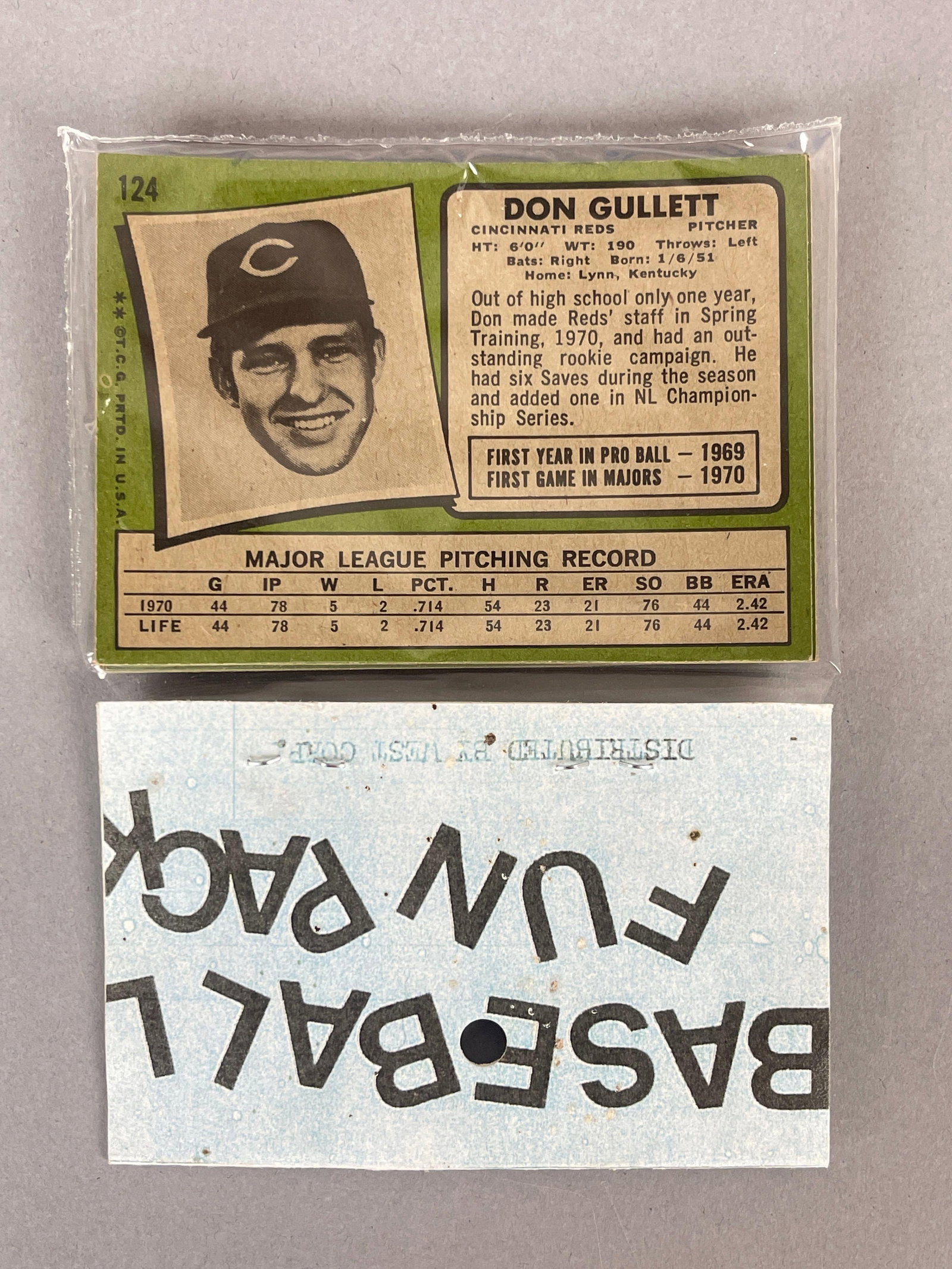 1971 Topps Baseball West Corps Cello Fun Pack - 2