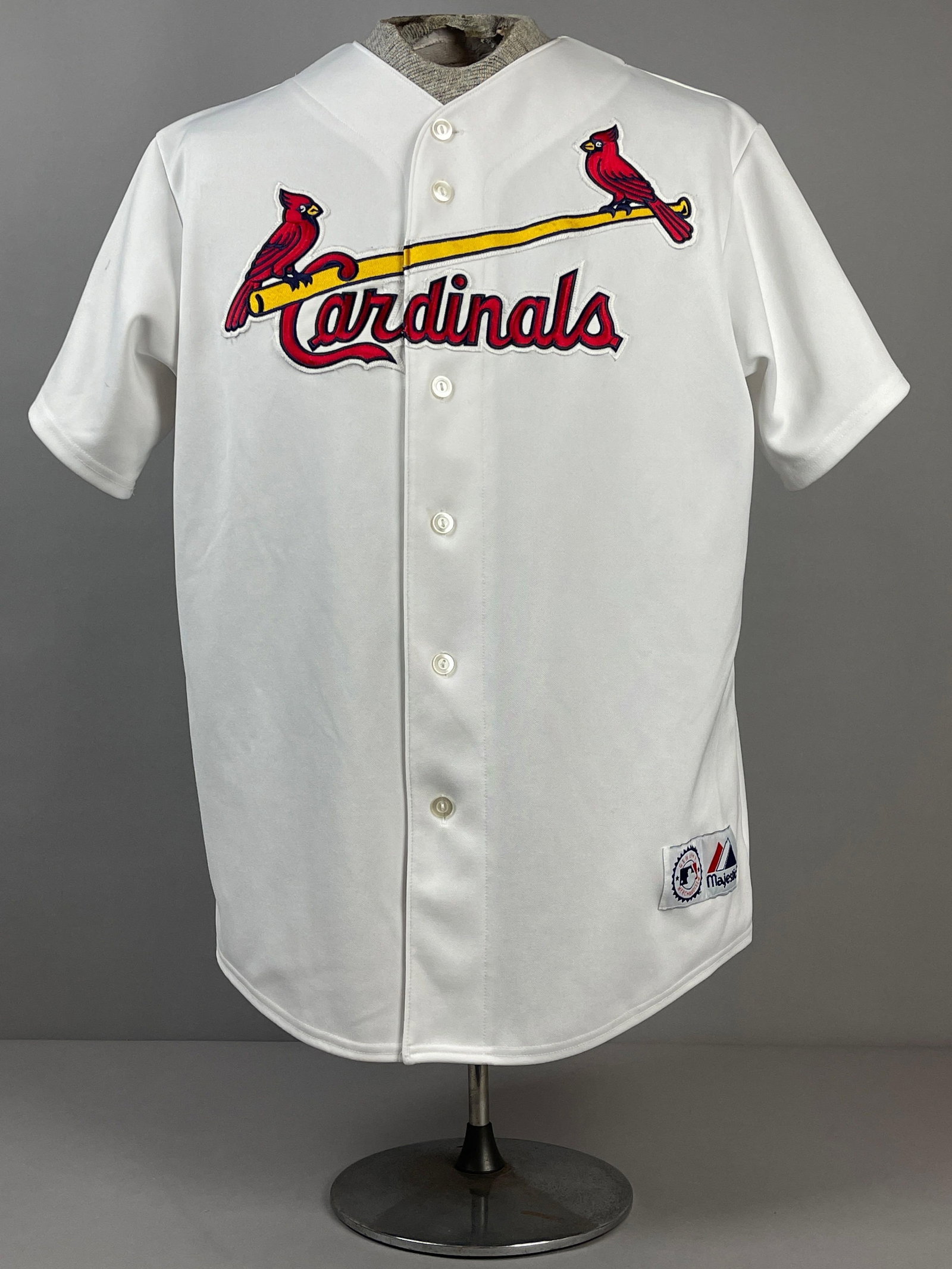 St. Louis Cardinals Baseball Majestic Jersey with Mannequin: St. Louis Cardinals Baseball Majestic Jersey, Size L