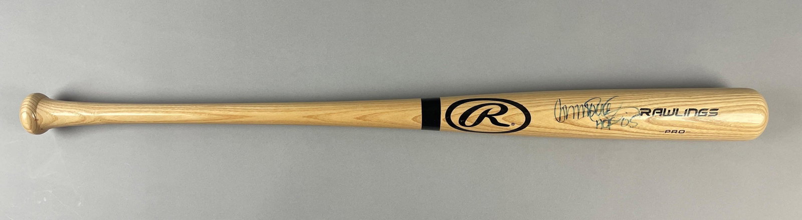 Ryne Sandberg Signed Rawlings Pro Bat with Inscription and JSA COA: Autographed Ryne Sandberg HOF05, with JSA COA, Measures 34 Inches, Weight 32.6 oz.