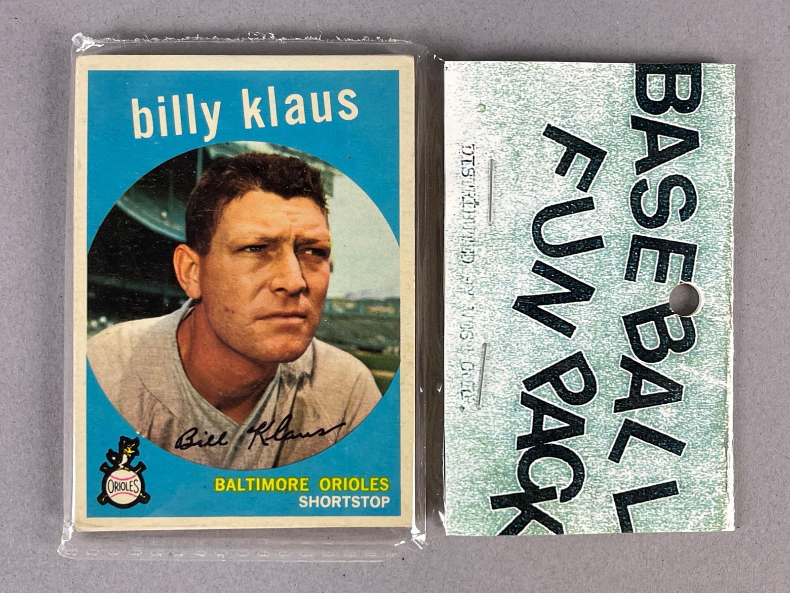 1959 Topps Baseball West Corps Cello Fun Pack with Mickey Mantle on Back: 1959 Topps Baseball West Corps Cello Fun Pack Mickey Mantle on the back,?10 - Cards per pack, West Corps was are packing company in the 1970s