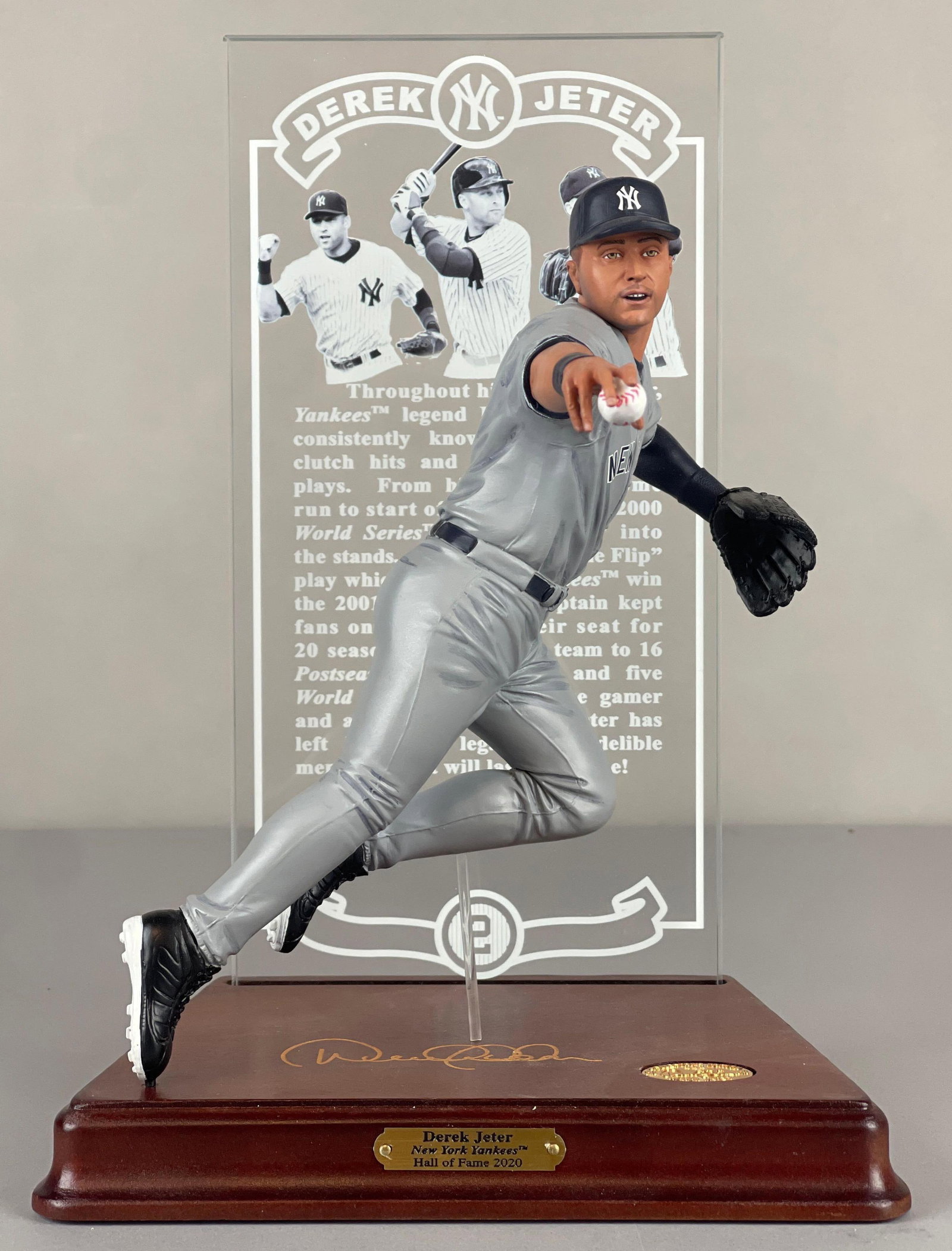 The Danbury Mint 2020 HOF Derek Jeter Figurine Statue (1 of 5)