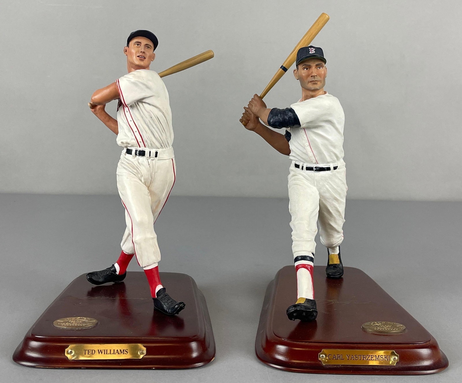 Ted Williams and Carl Yastrzemski The Danbury Mint Figurine Statues: Ted Williams and Carl Yastrzemski The Danbury Mint Figurine Statues, Measures 5 1/2 x 8 x 9 1/2 Inches