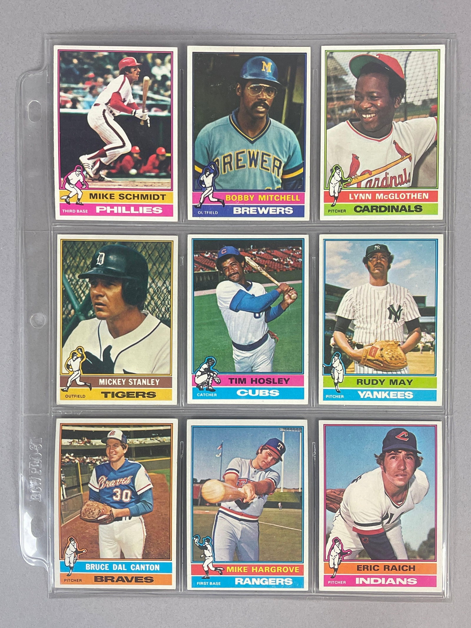 1976 Topps Baseball Complete Set in Binder - 8