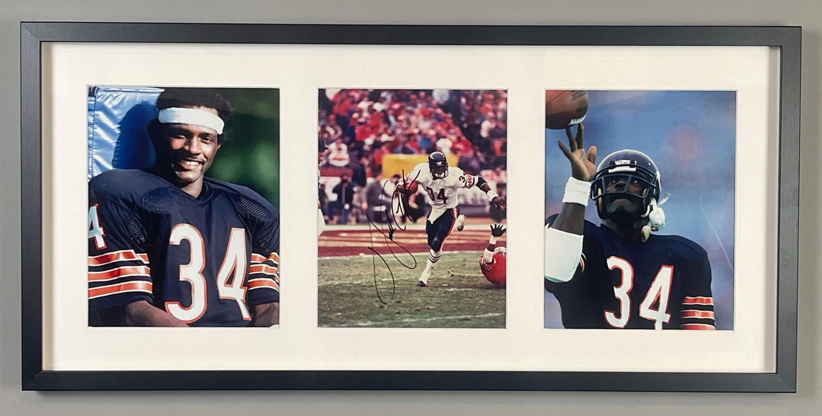 Framed Chicago Bears Walter Payton Signed Photo (1 of 3)