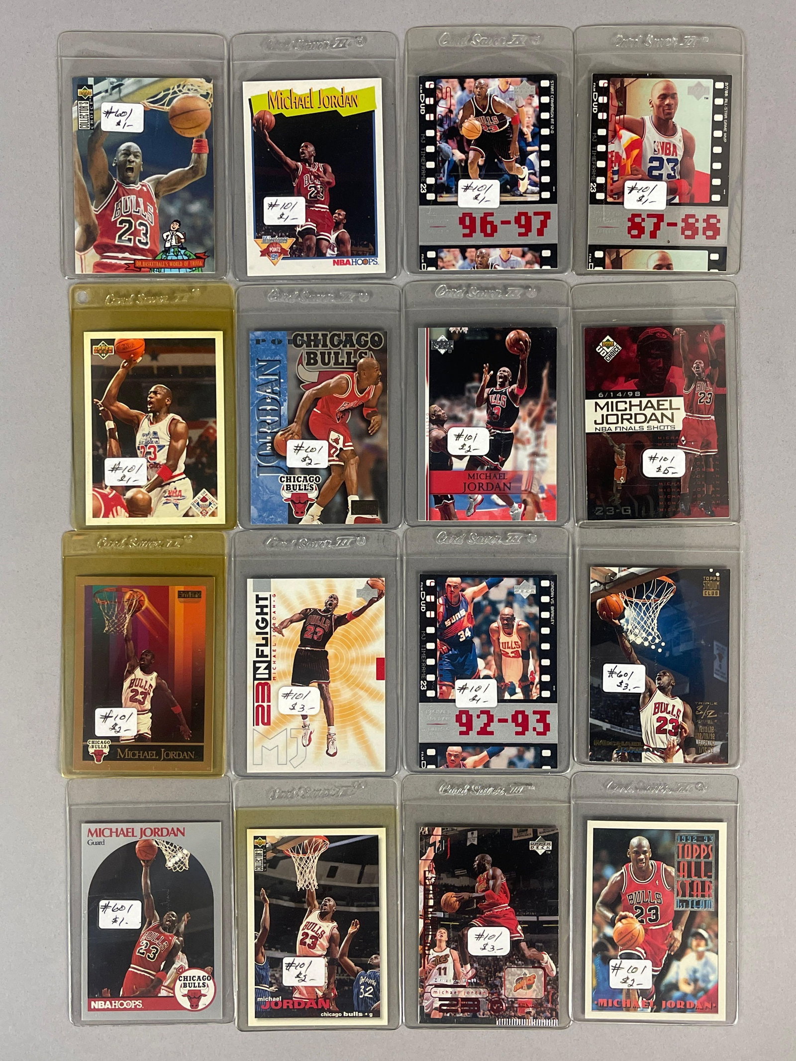 40 - Michael Jordan Cards with Inserts - 3