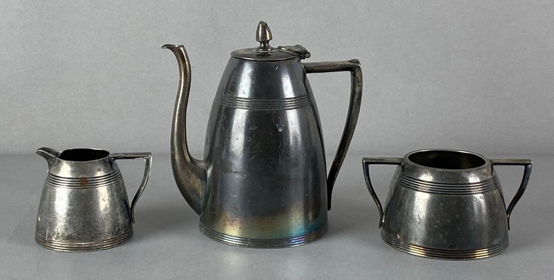 Victor Silver Co Silver Plate Tea Set (1 of 3)