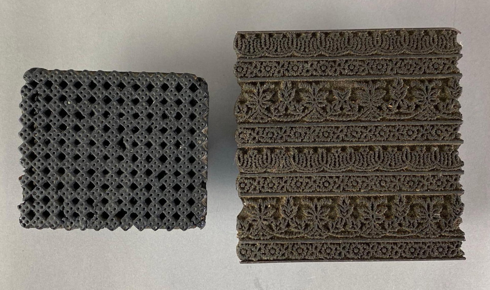 Group of 2 Vintage Wood Textile or Wallpaper Print Blocks: Largest measures 2 3/4 inches H x 6 inches W x 6 inches D