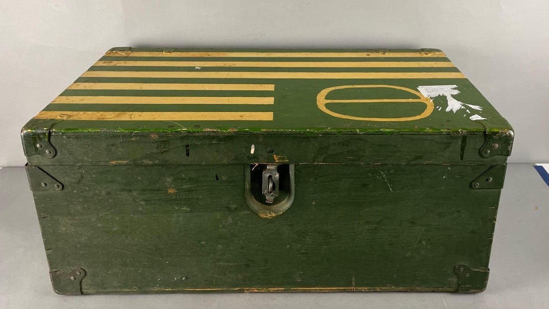 Vietnam Era Wood Military Footlocker with Tray (1 of 7)