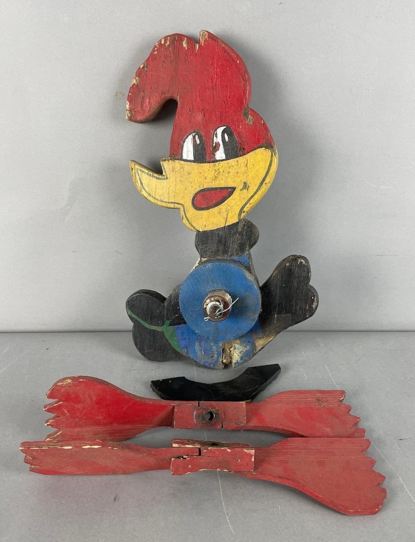Vintage Woody Woodpecker Whirligig (1 of 3)