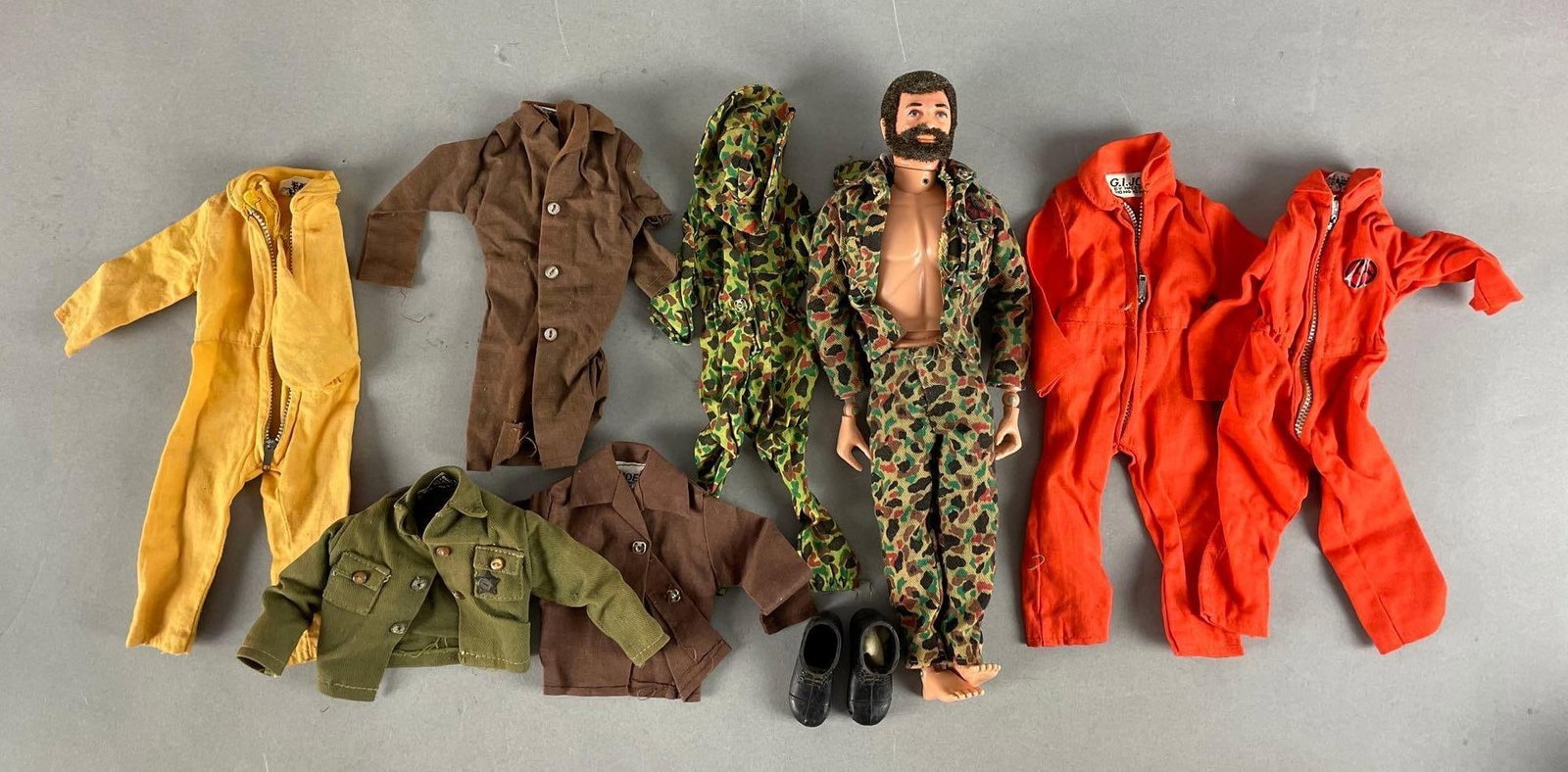 Vintage Hasbro G.I. Joe Land Adventurer Action Figure with Clothing: 12" figure