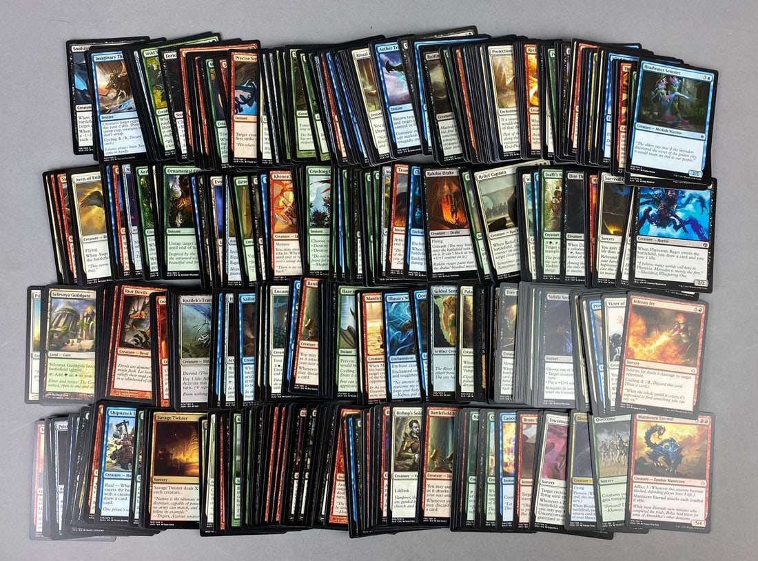 2017 Magic: The Gathering War of the Sparks Card Box (1 of 6)