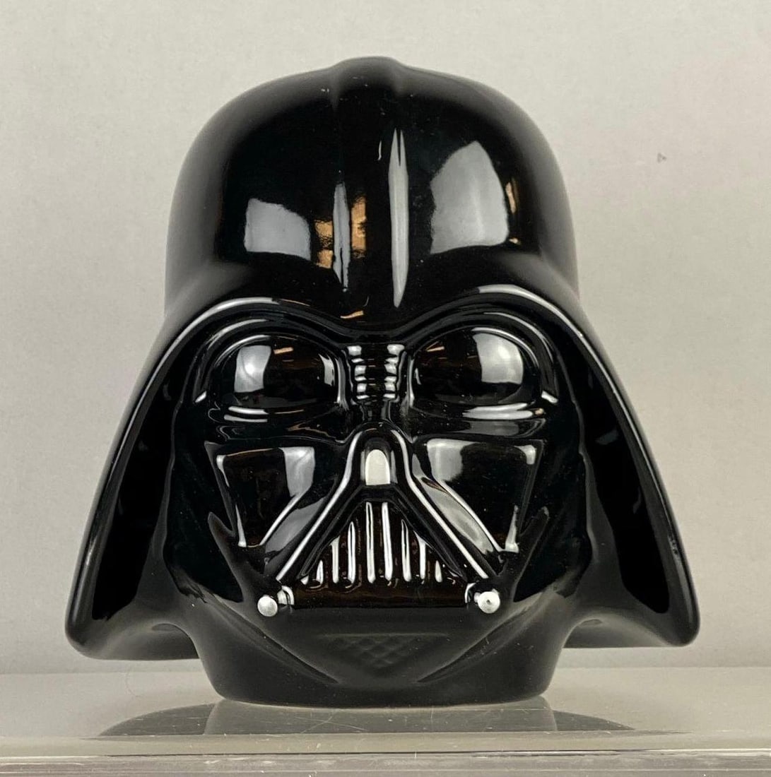 Star Wars Darth Vader Ceramic Cookie Jar (1 of 5)