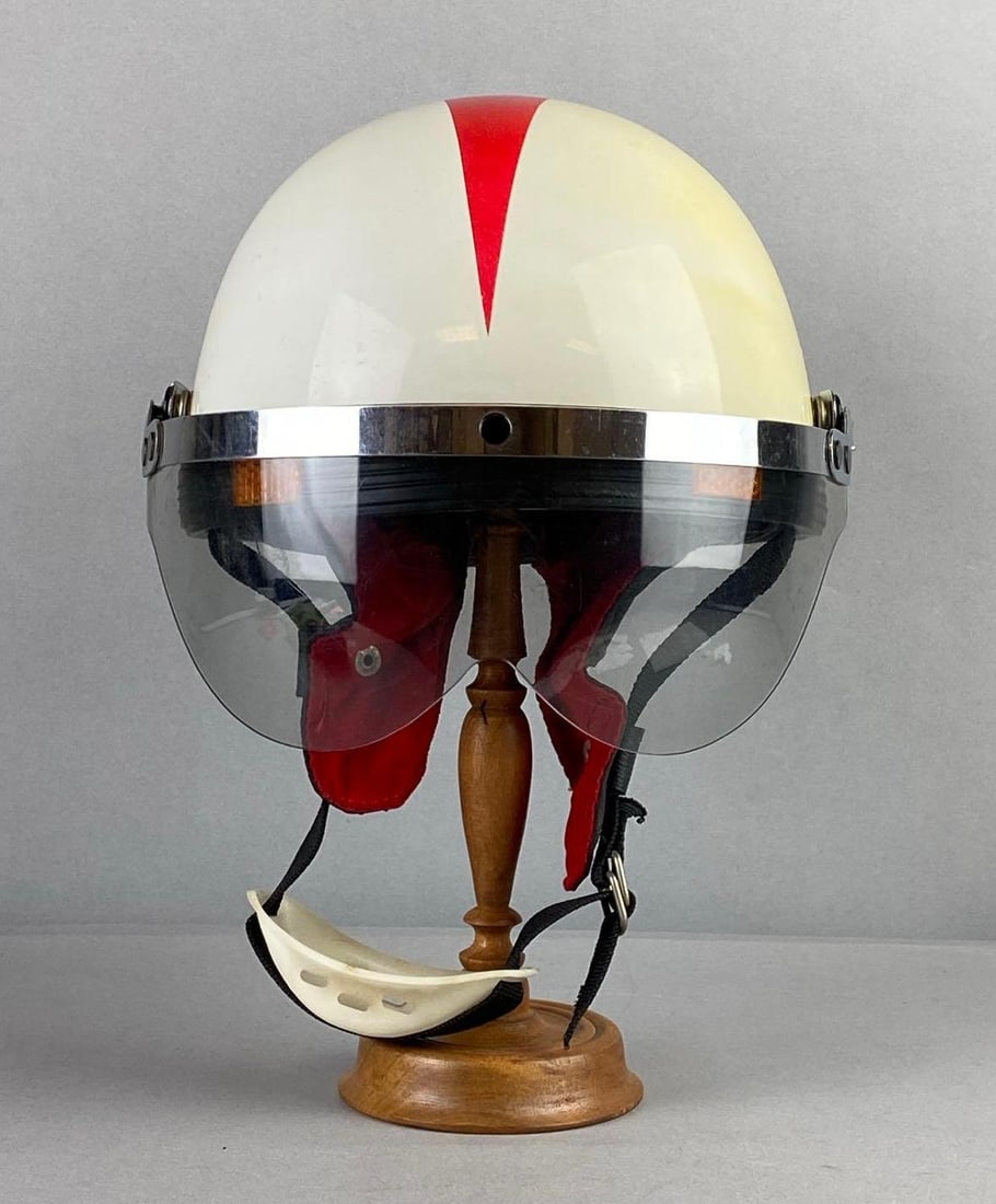 Vintage Japan WFS Half Face Motorcycle Helmet (1 of 5)