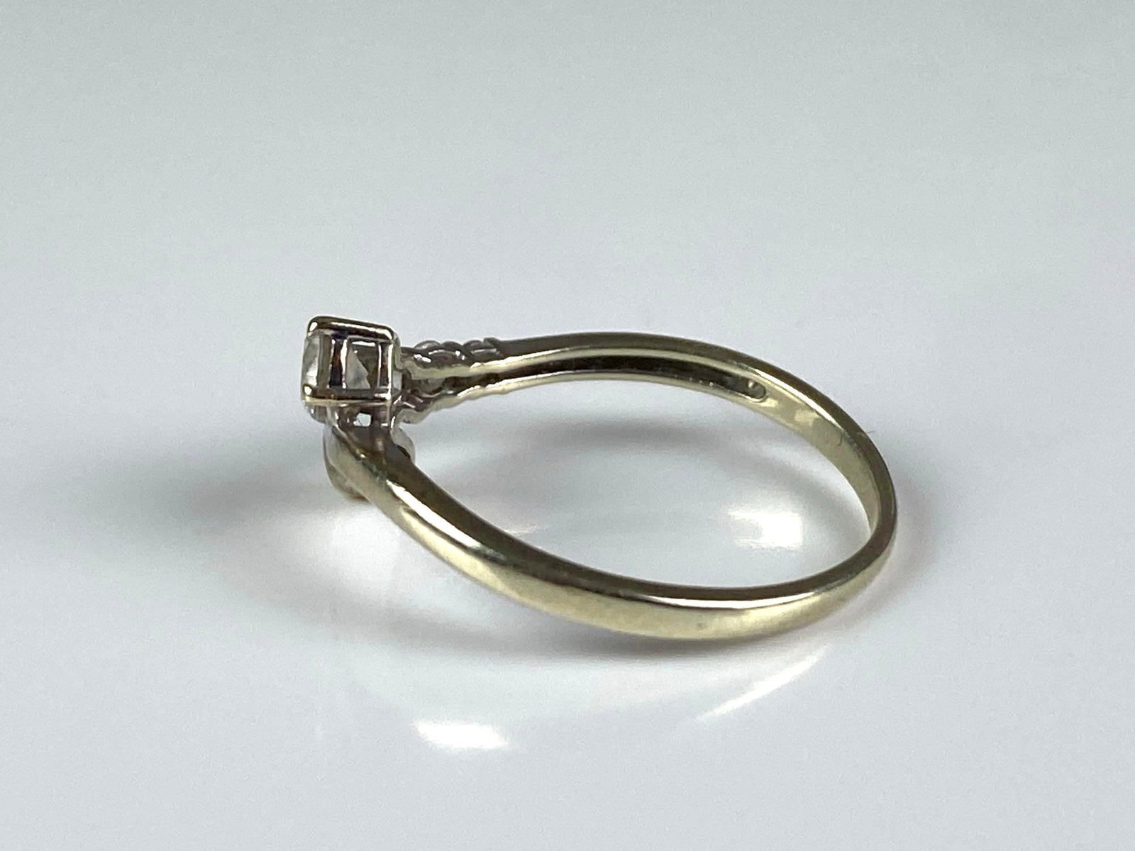 18K White Gold CZ Ring - 2
