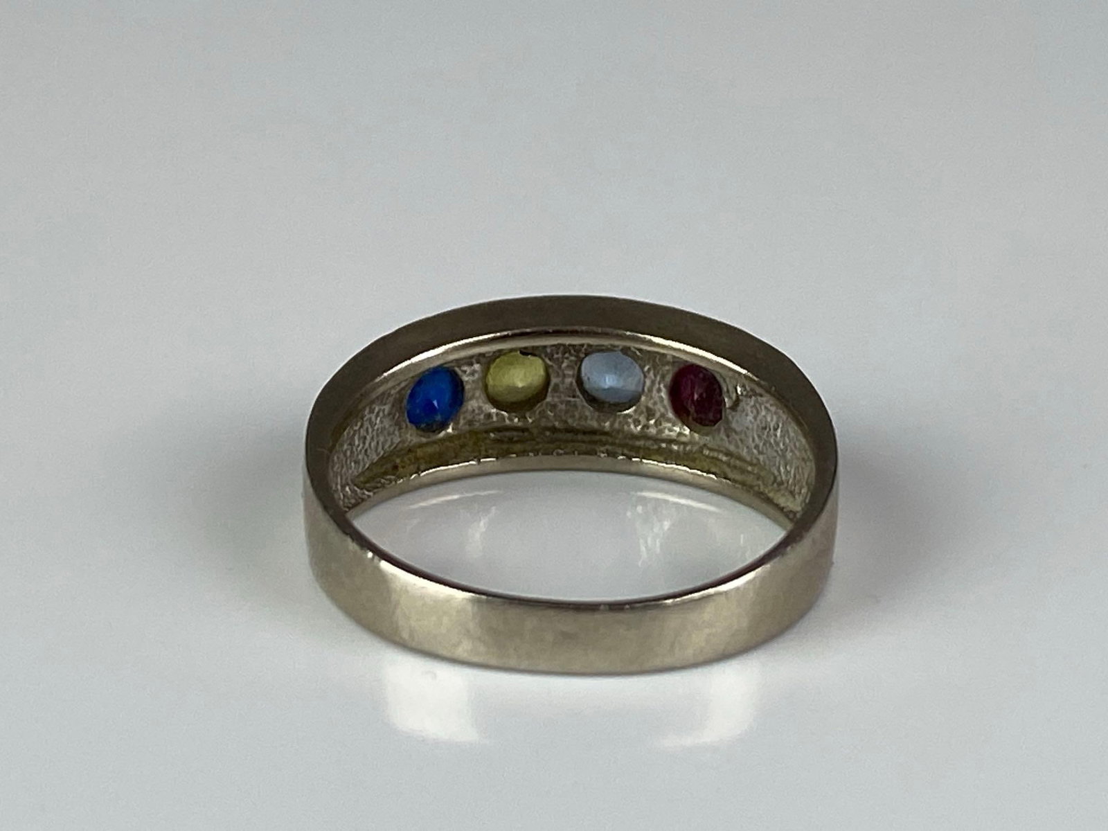 P Signed 10K White Gold Multi-Gem Ring - 3