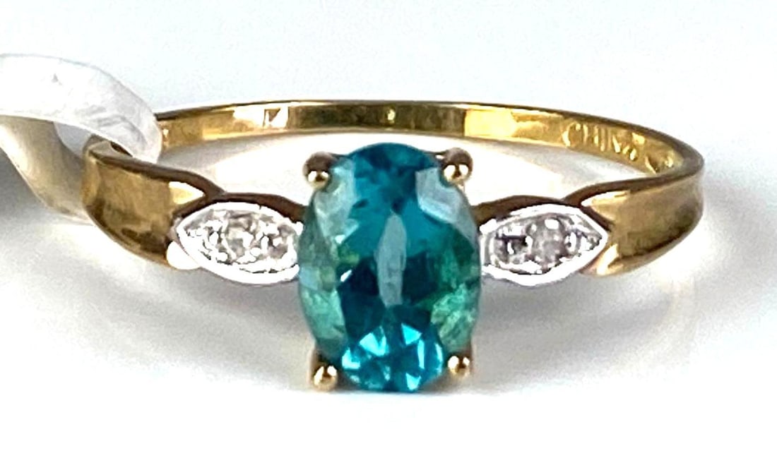 10K Yellow Gold Diamond Apatite Ring: Total weight of 1.2 grams, size 7, original tag