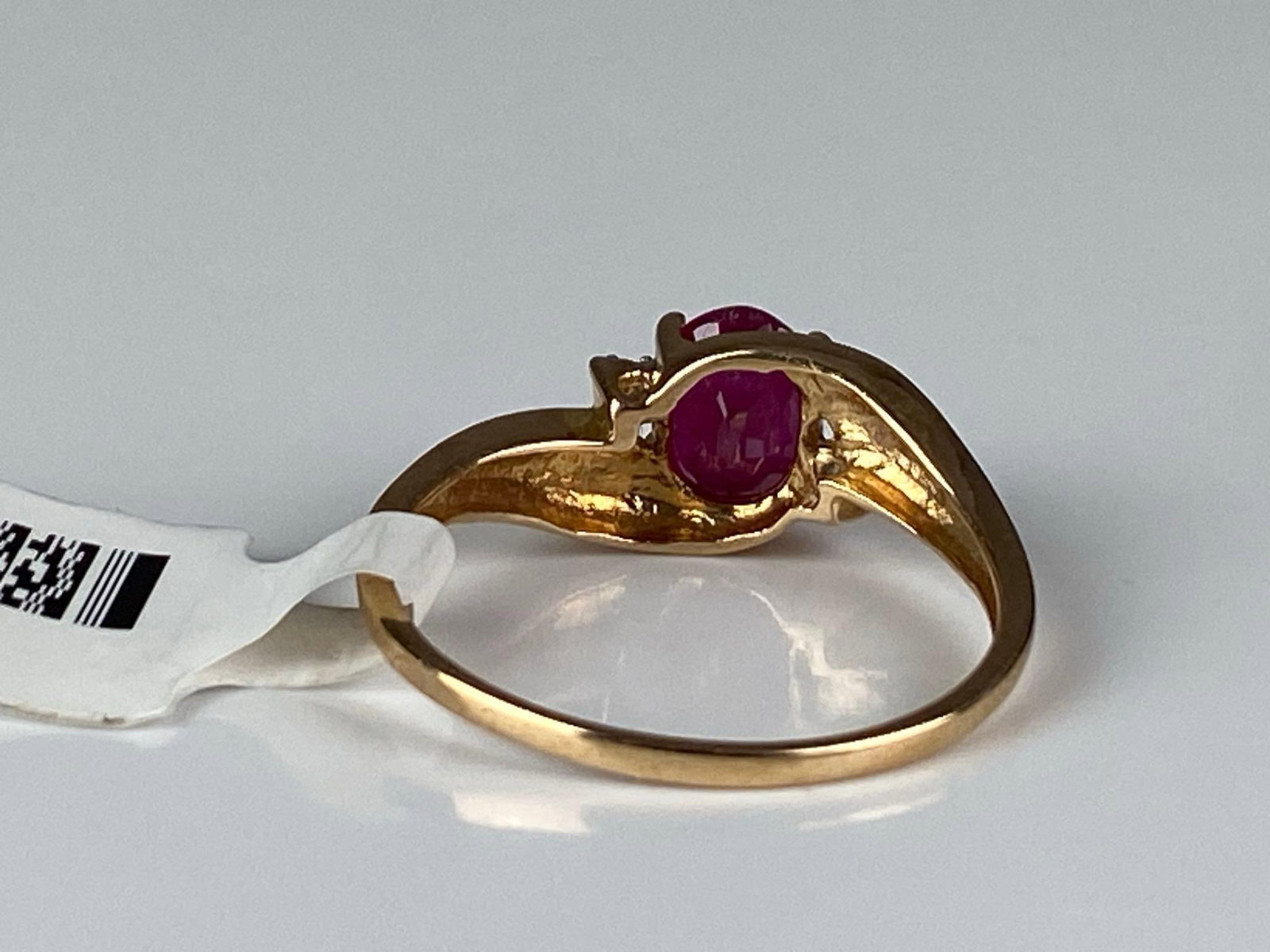 10K Yellow Gold Ruby Diamond Ring - 3