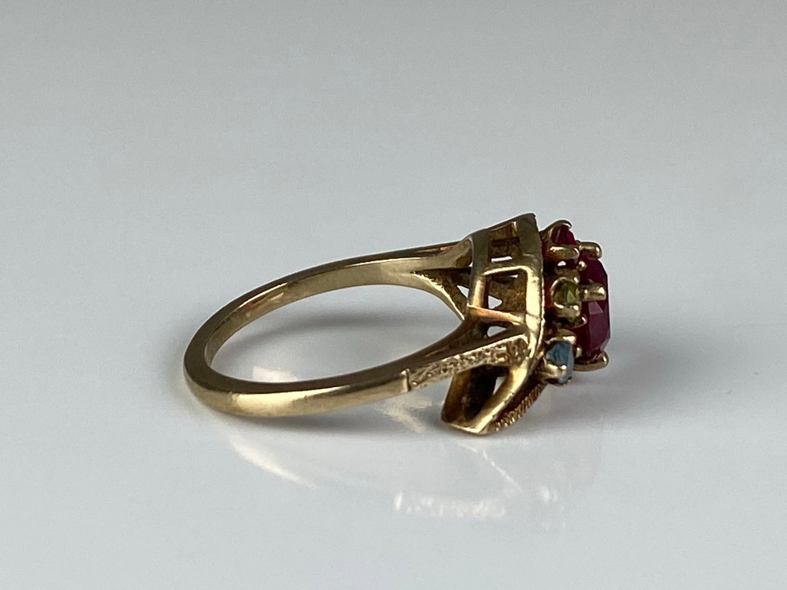 10K Yellow Gold Multi-Gem Ring - 4