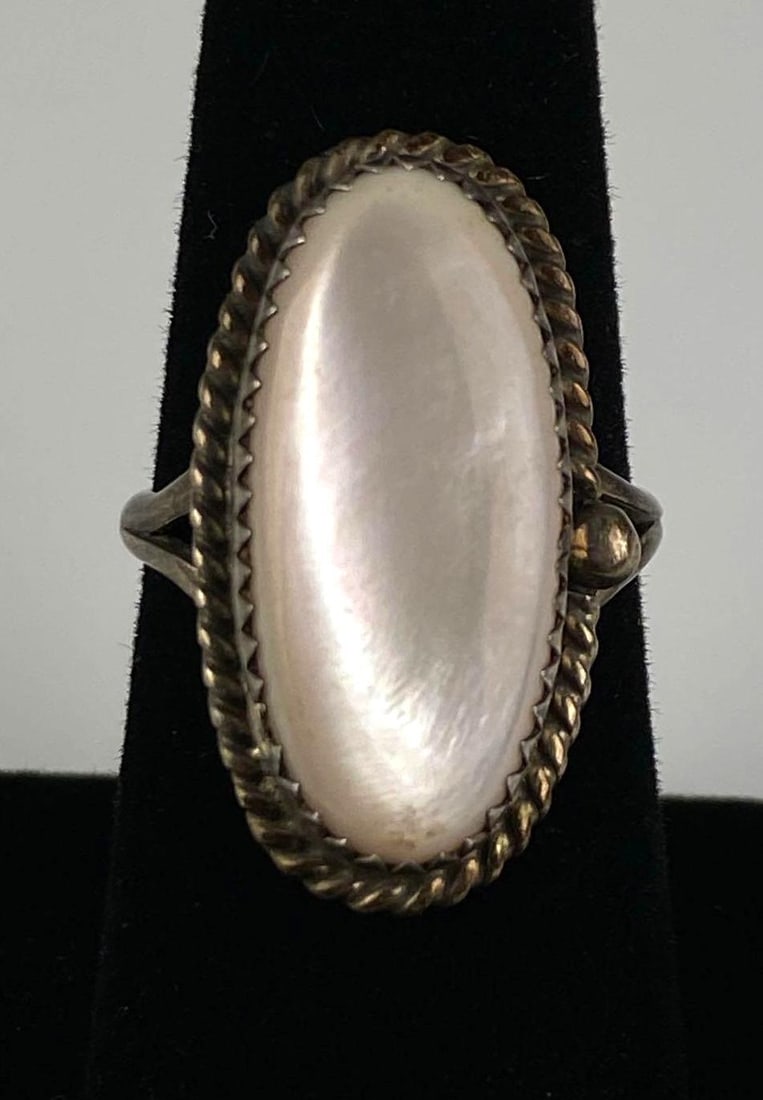 Bahe Signed Sterling Silver Abalone Shell Ring: Size 7