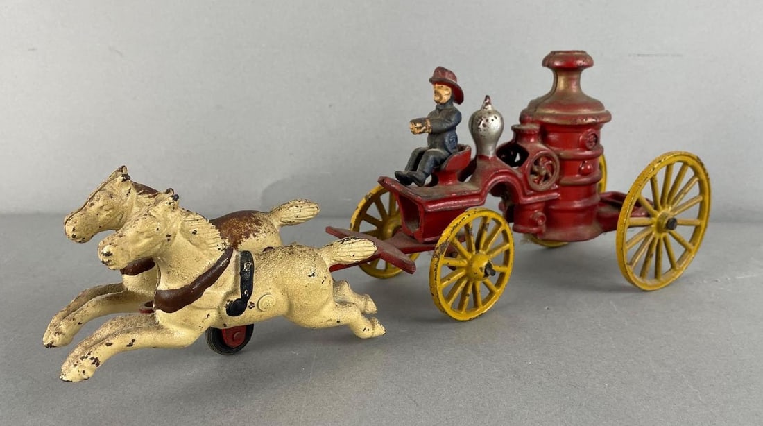 Antique Cast Iron Horse Drawn Fire Wagon (1 of 4)