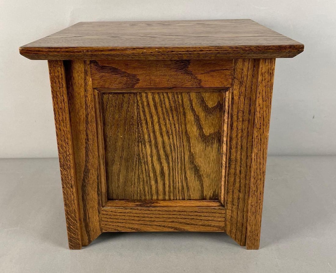 Oak Plant Stand (1 of 4)