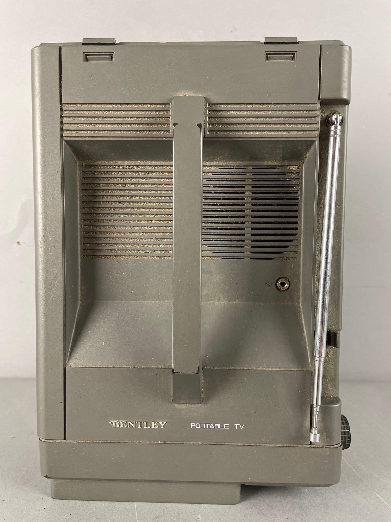 1990 Bentley Portable TV - Receiver - 3