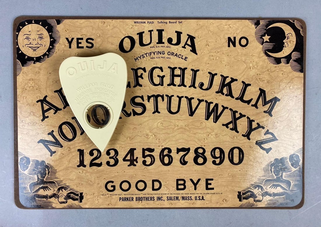 Vintage 1967 Parker Brothers William Fuld Ouija Board Game (1 of 3)