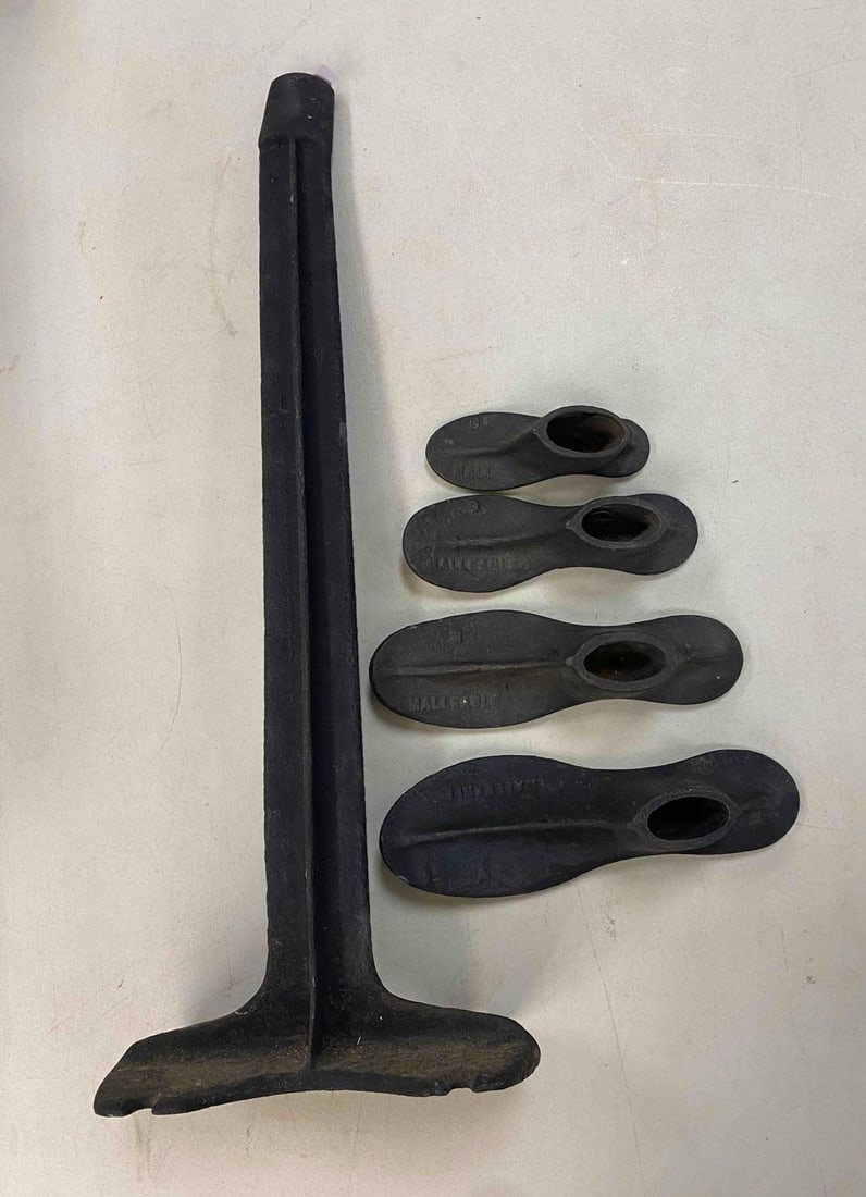 Vintage Cast Iron Cobbler Shoe Repair Anvil Set: Largest measures 23 inches in length.