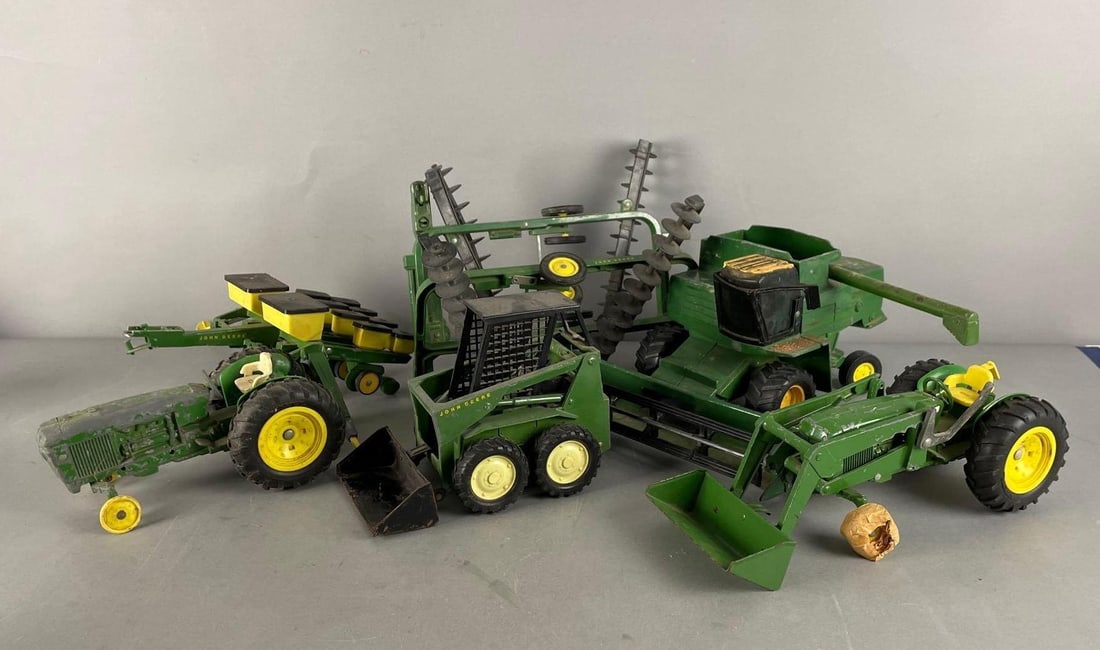 Group of Pressed Steel John Deere Toy Farm Equipment (1 of 4)