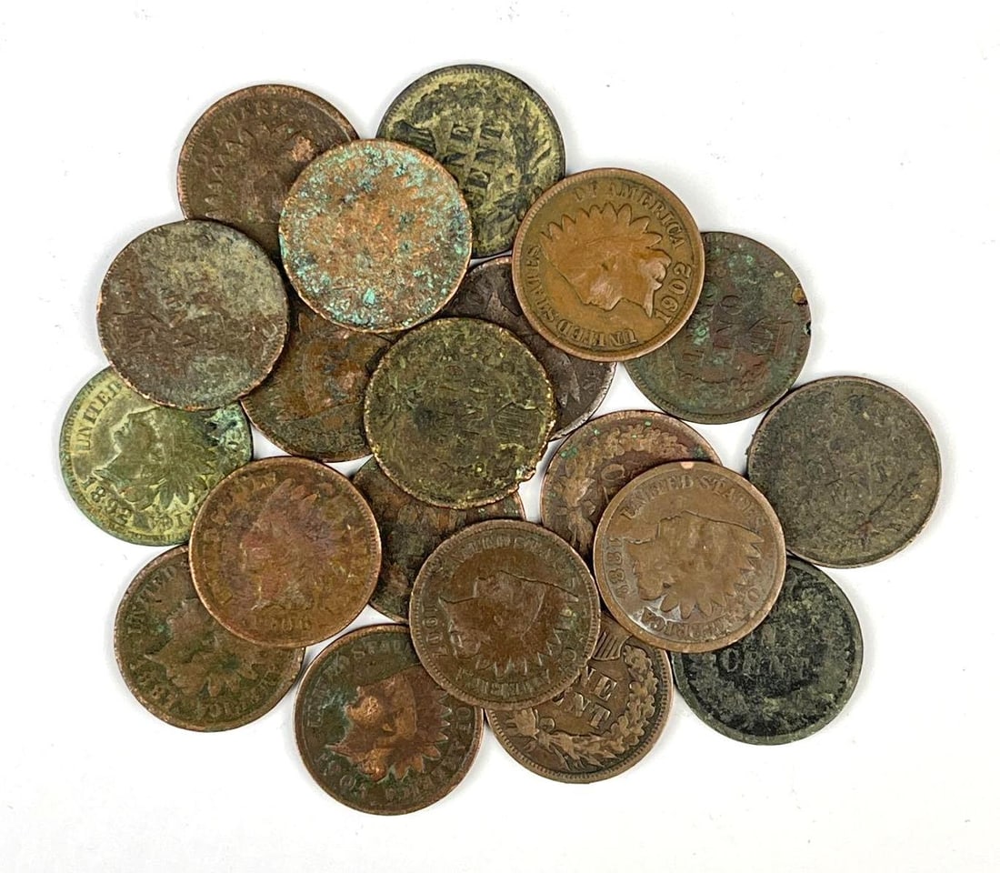 Group of 20 US Indian Head Cents: Includes years 1902,1889, 1887 and more.
