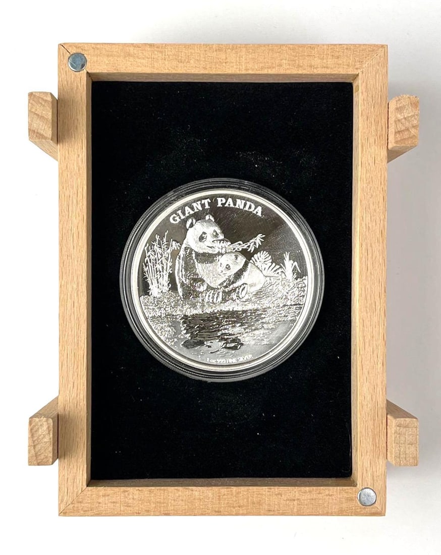 2016 NIUE $2 Giant Panda 1 oz 999 Fine Silver Proof Coin: Includes COA