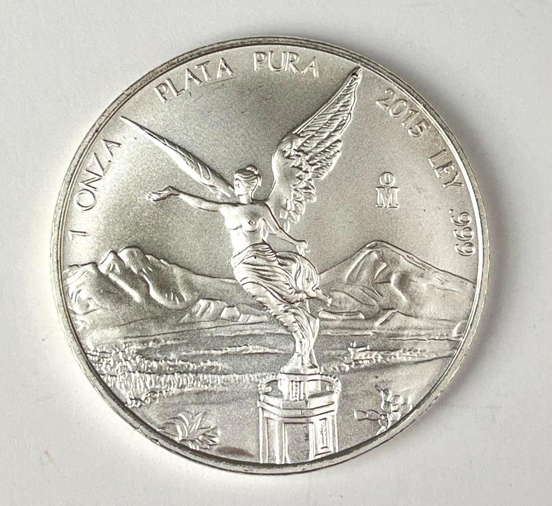 2015 Mexico Libertad 1 Onza 1 oz .999 Fine Silver Round (1 of 2)