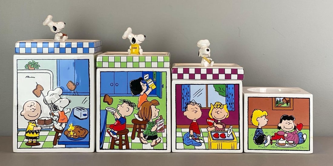 Danbury Mint Peanuts Kitchen Canister Collection: THIRD PARTY SHIPPING RECOMMENDED, in original shipping box, missing lid for smallest, largest canister measures 12 inches H, box measures 14 inches H x 21 inches W x 27 inches D