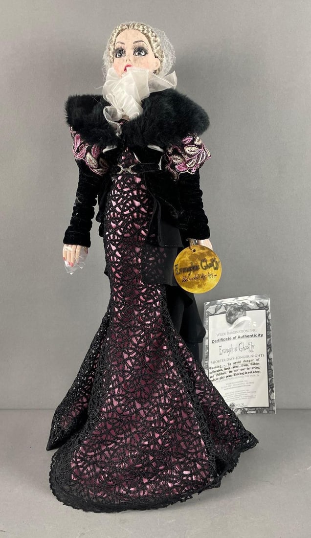 LE Wlide Imagination Evangeline Ghastly Shorter Days Longer Nights Fashion Doll (1 of 4)