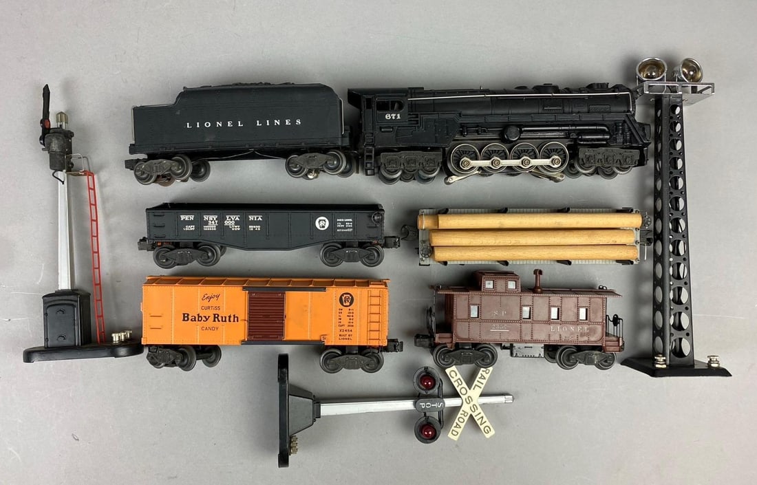 Lionel Trains O Gauge 686 Steam Locomotive Set with Accessories (1 of 3)