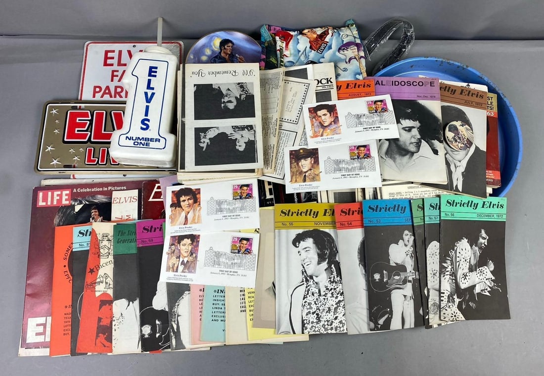 Group of Strictly Elvis Magazines and More (1 of 4)