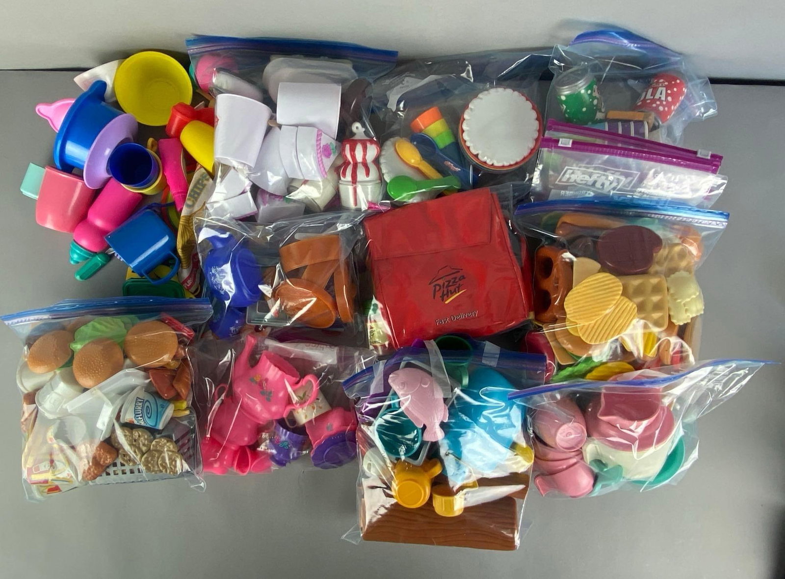 Group of Assorted Miniature Toy Food and More (1 of 3)