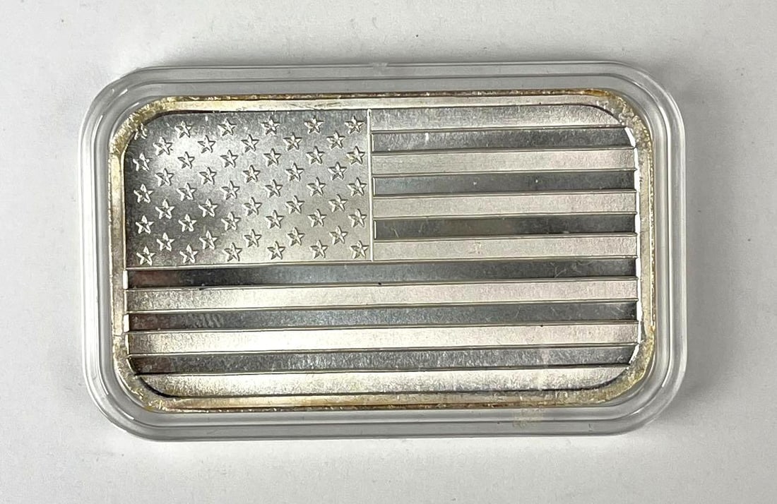 SilverTowne American Flag 1 oz .999 Fine Silver Ingot/ Bar (1 of 2)
