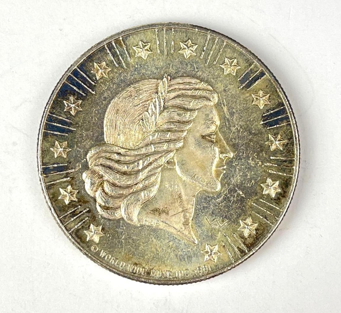 1981 World Wide Mint American Eagle 1 oz .999 Fine Silver Round: 1981 World Wide Mint American Eagle 1 oz .999 Fine Silver Round