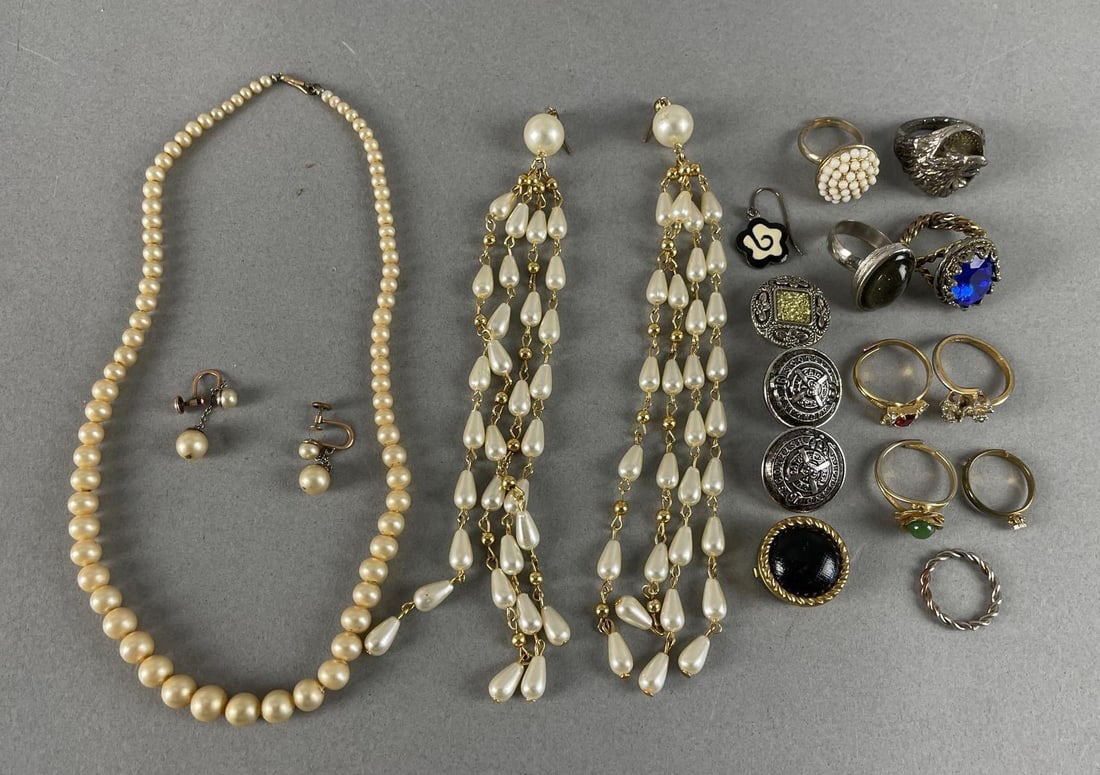 Group of Costume Jewelry: Includes earrings, rings, necklace measures 16"