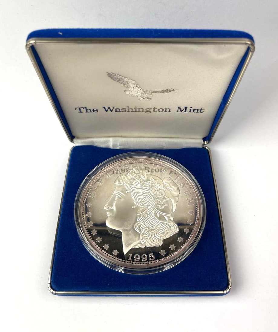 1995 The Washington Mint Morgan Design 8 oz .999 Fine Silver Round (1 of 4)