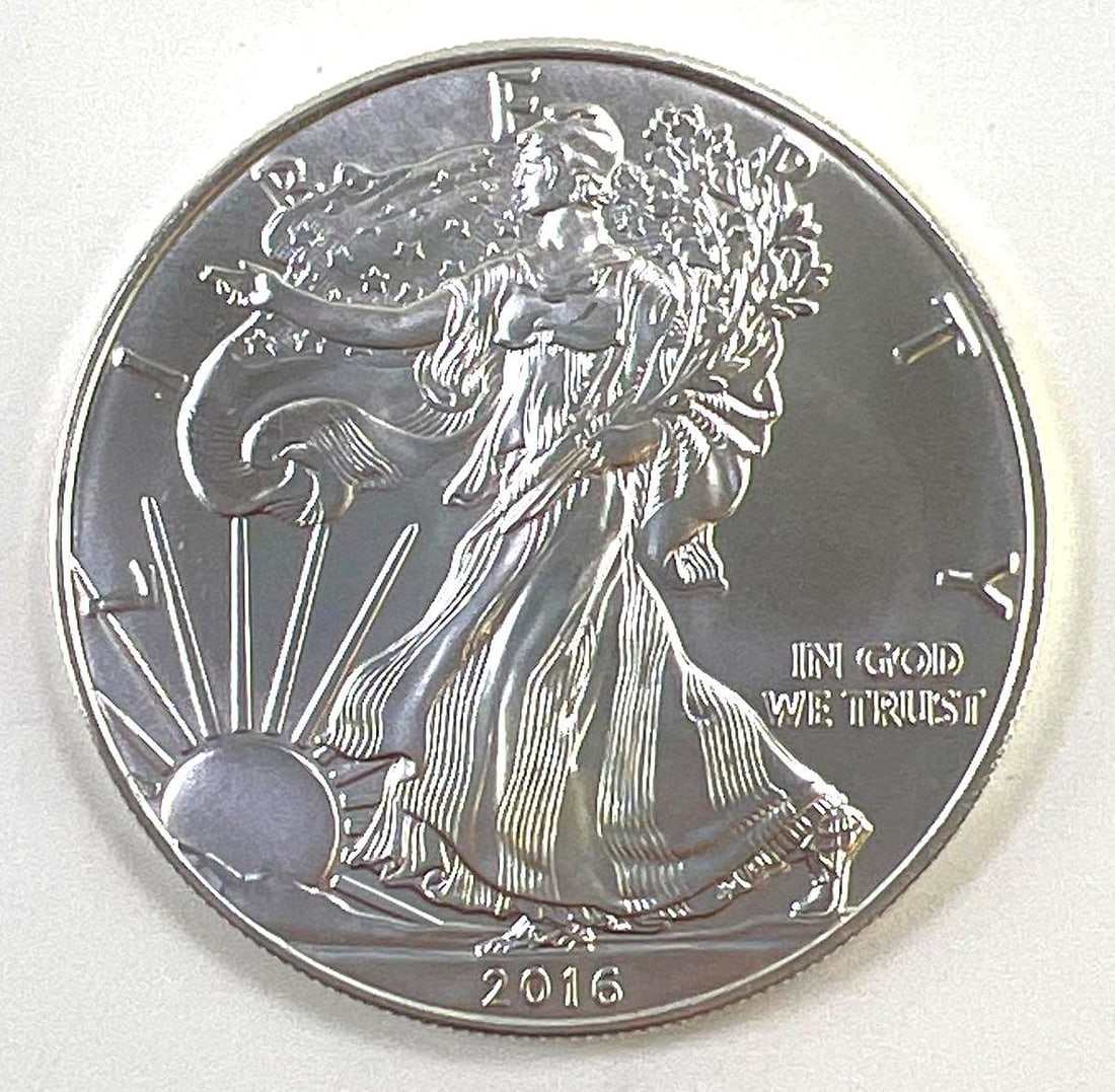 2016 US $1 American Eagle 1 oz Fine Silver Round: 2016 US $1 American Eagle 1 oz Fine Silver Round
