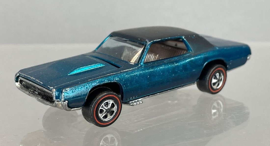 Mattel Hot Wheels Redline Custom T-Bird Die-Cast Vehicle: Includes button. Aqua / black, tan interior, clear windows