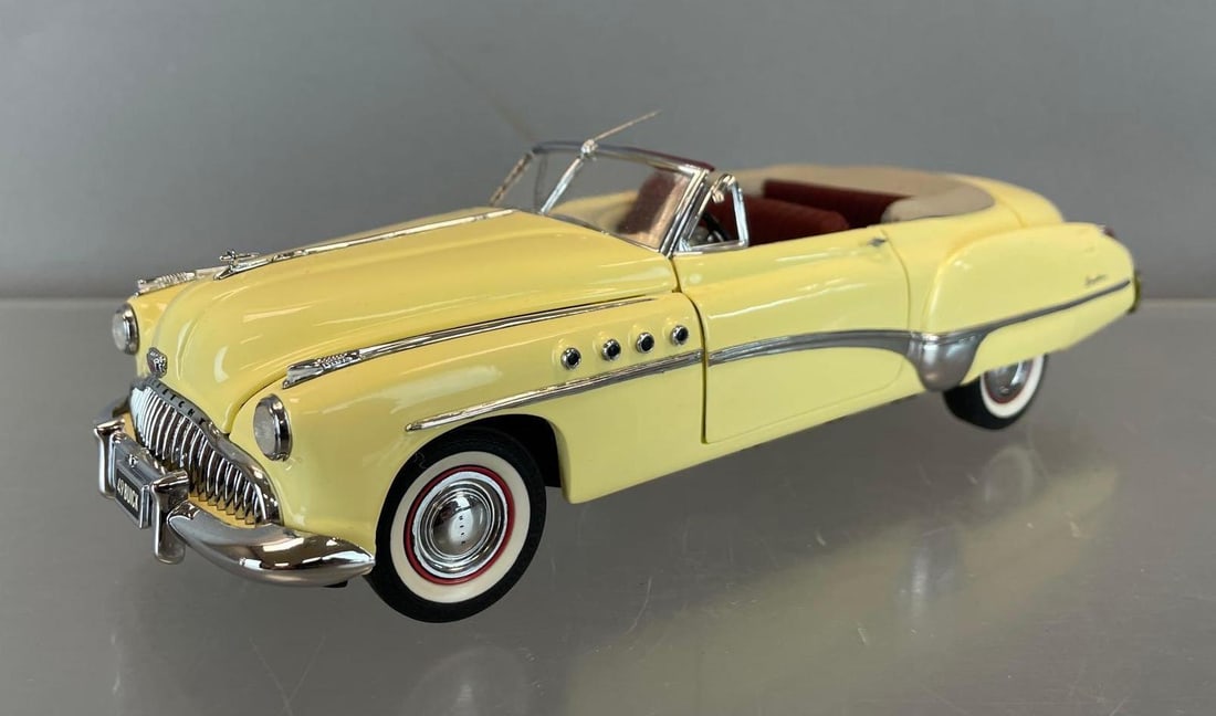 Franklin Mint 1949 Buick Roadmaster Convertible Die-Cast Vehicle: Cream, red interior, 1/18 scale
