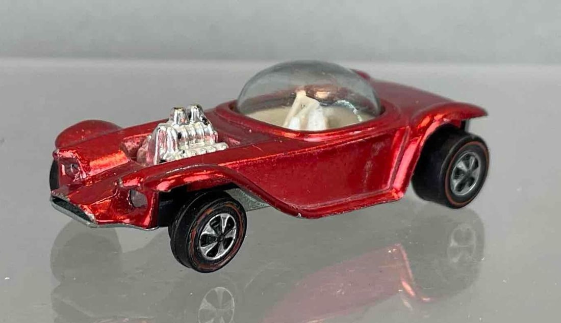 Mattel Hot Wheels Redline Beatnik Bandit Die-Cast Vehicle: Red, tan interior, clear bubble window