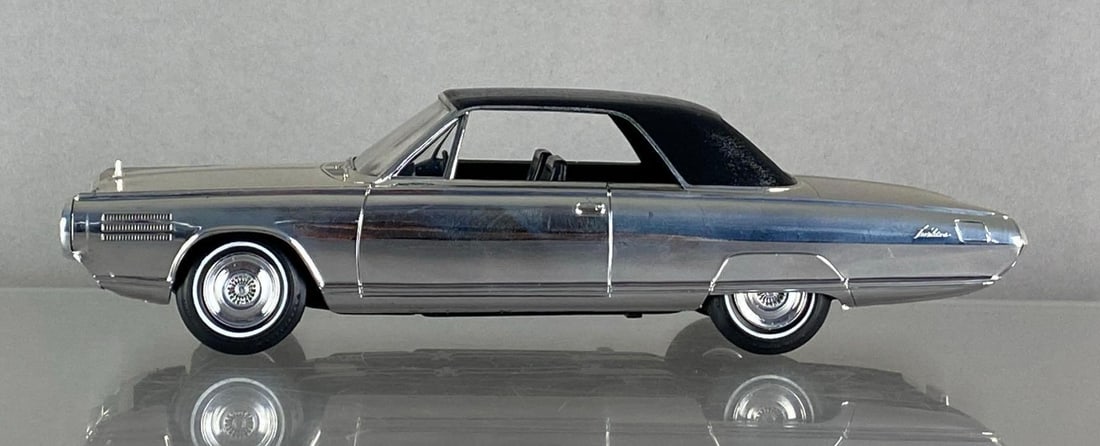 Chrysler Silver Tone Plated Turbine Experimental Dealership Promo Car (1 of 5)