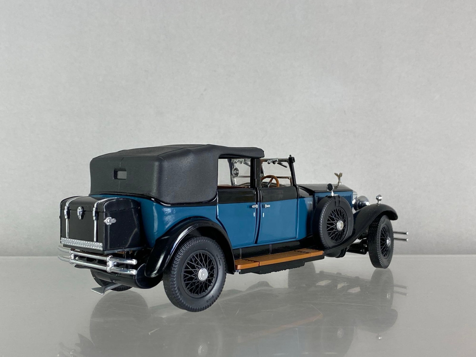 Franklin Mint 1929 Rolls-Royce Phantom 1 - 2
