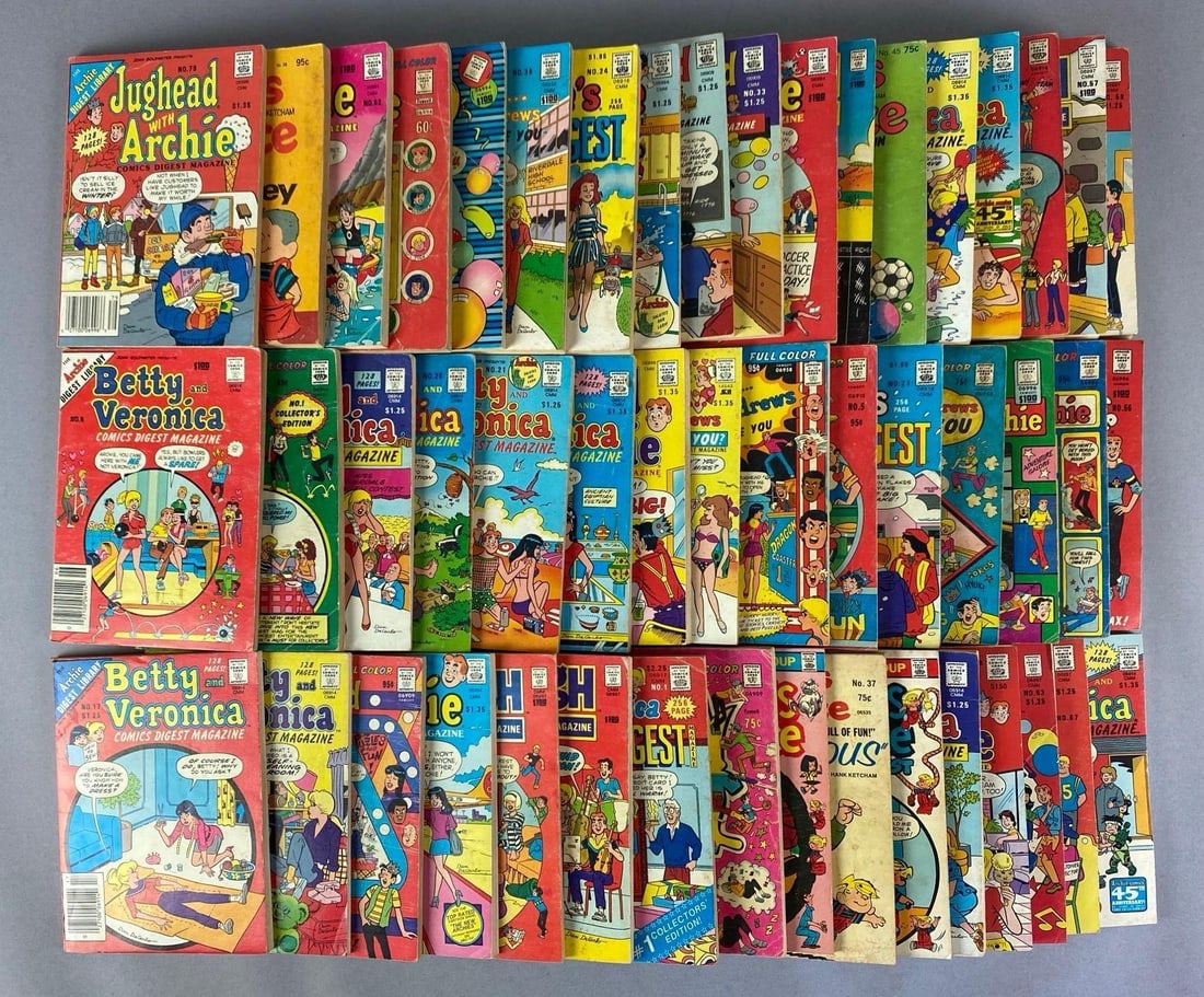 Group of Comic Digest Magazine Comic Books (1 of 3)