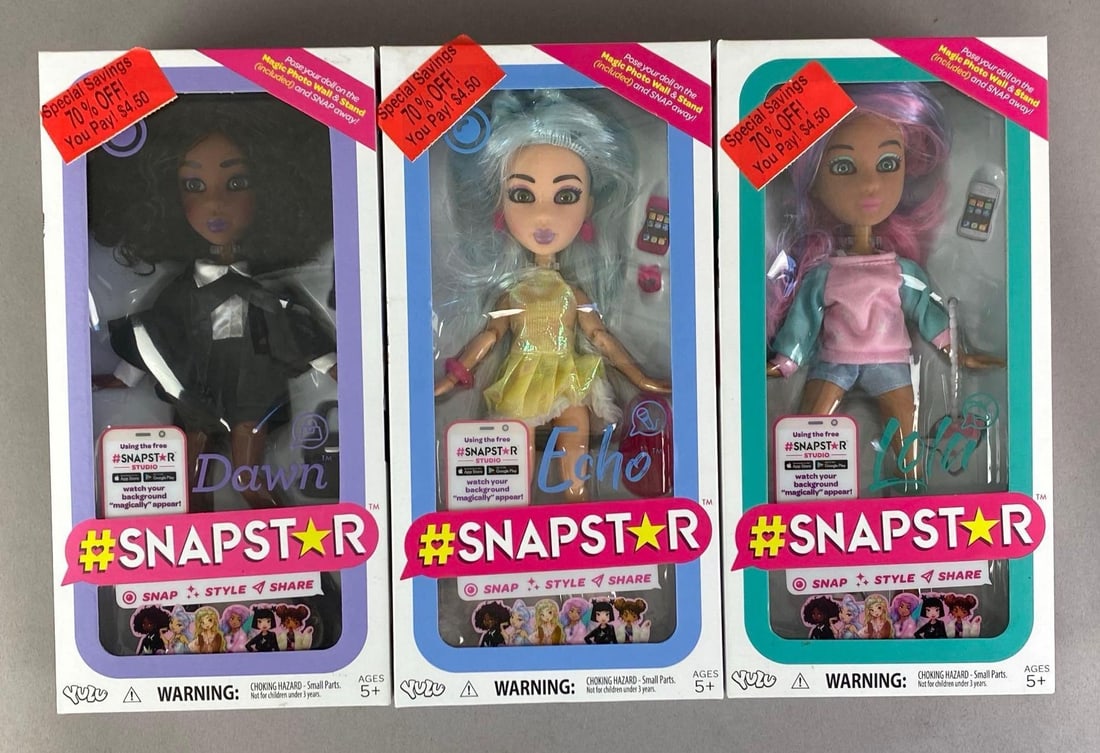 Group of 3 2019 Yulu #Snapstar Fashion Dolls (1 of 2)